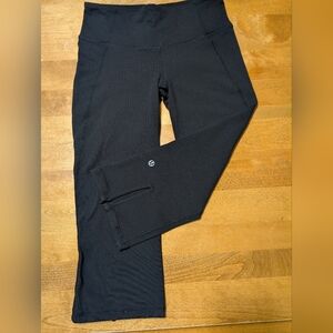 Lululemon Gather and Grow Crop Leggings Black Size 6 Ruched Sides